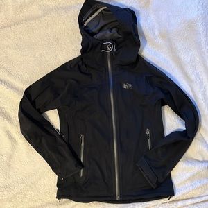 REI co-op Women’s XS Zip Up Rain Jacket